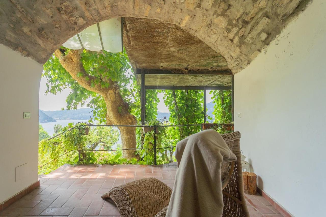 Simons Apartment With Amazing View By Rent All Como Blevio Exterior foto